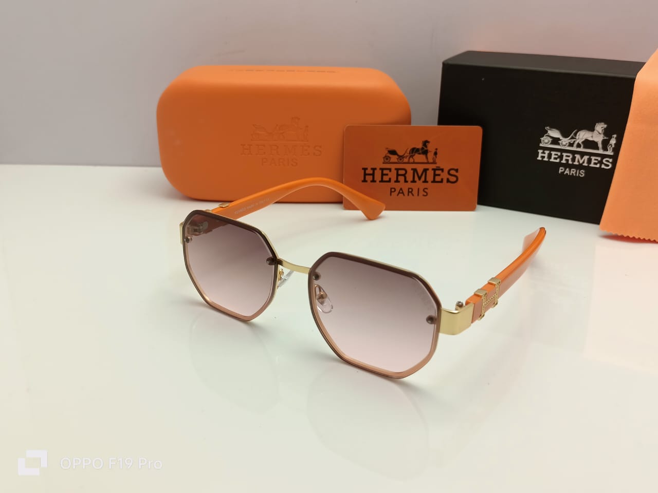 Hermès Paris Signature Sunglasses Gold Frame | Gradient Brown Lenses