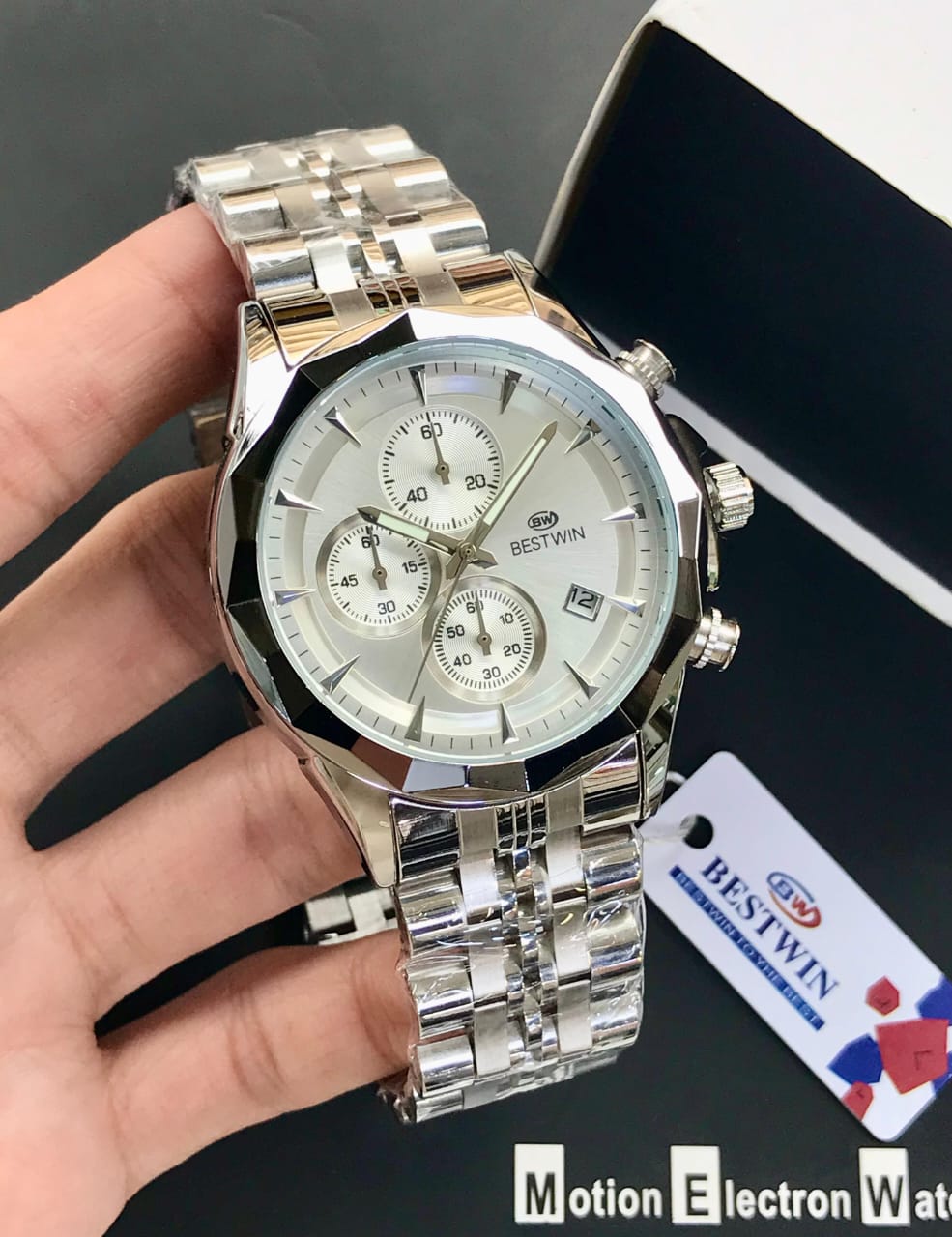 BESTWIN Men’s Chronograph Cut Bezel | Silver-Tone Stainless Steel Chain